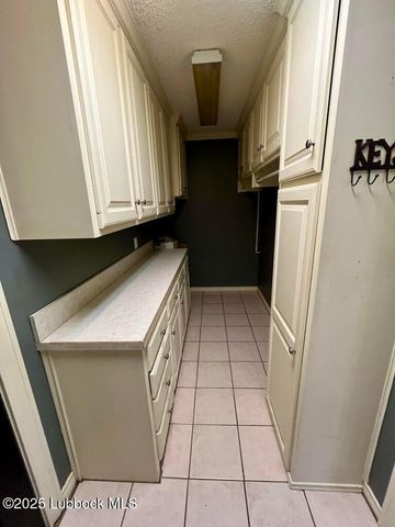 1302 Itasca Street, Plainview, TX 79072