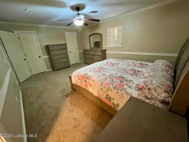 1302 Itasca Street, Plainview, TX 79072