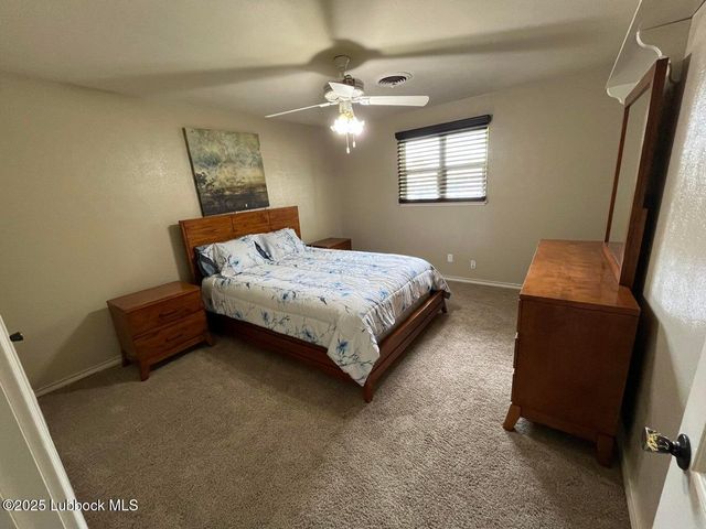 1302 Itasca Street, Plainview, TX 79072