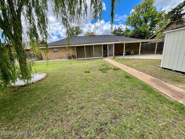 1302 Itasca Street, Plainview, TX 79072