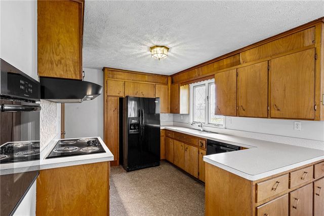 561 Gillett Road, Ogden, NY 14559