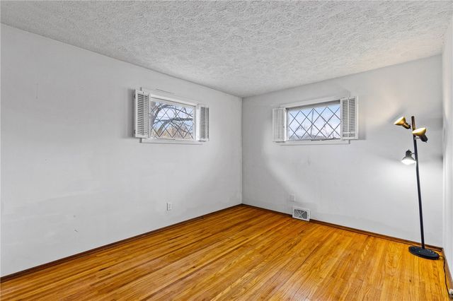 561 Gillett Road, Ogden, NY 14559