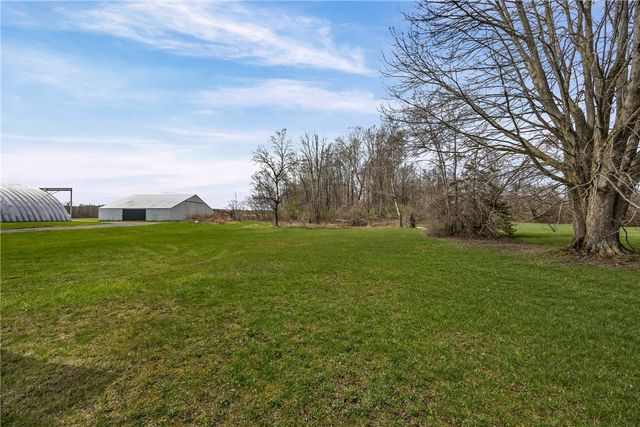 561 Gillett Road, Ogden, NY 14559