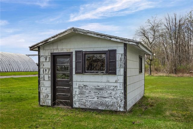 561 Gillett Road, Ogden, NY 14559