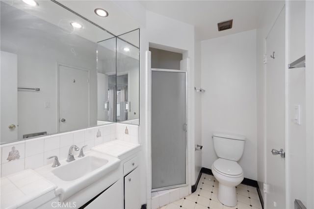 619 S Pasadena Avenue 3, Pasadena, CA 91105