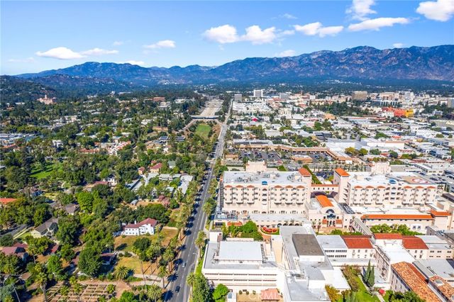 619 S Pasadena Avenue 3, Pasadena, CA 91105
