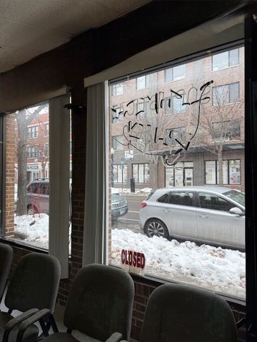 1337 W Devon Avenue, Chicago, IL 60660