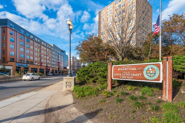 1337 W Devon Avenue, Chicago, IL 60660