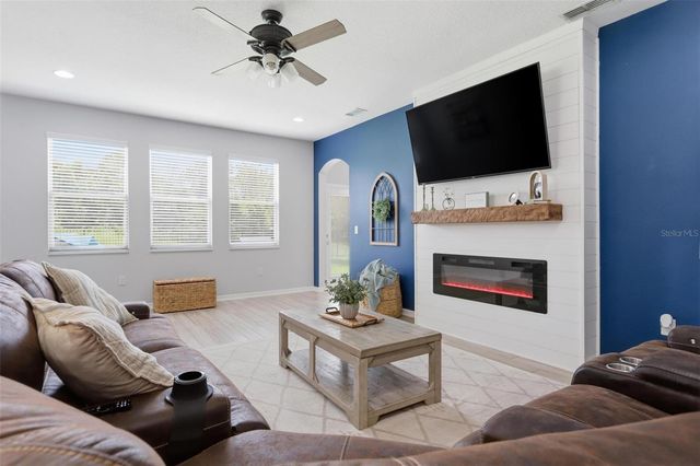 297 ANCONA AVENUE, Debary, FL 32713