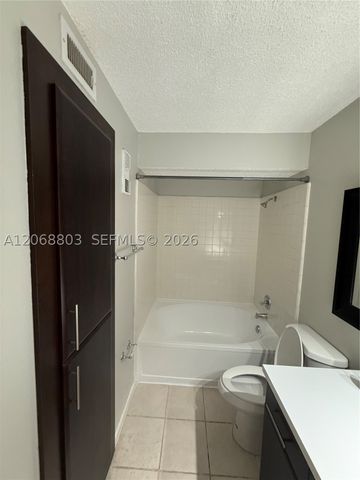 15600 SW 106th Ln 1007, Miami, FL 33196