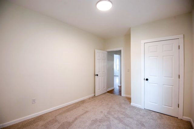 617 10th Ave W, Huntington, WV 25701