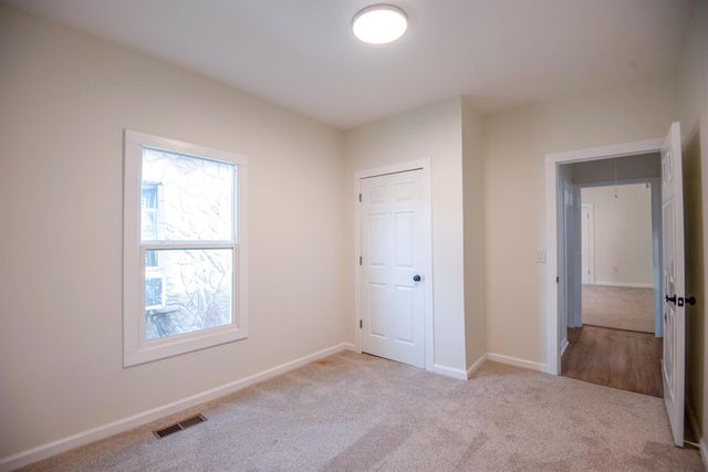 617 10th Ave W, Huntington, WV 25701