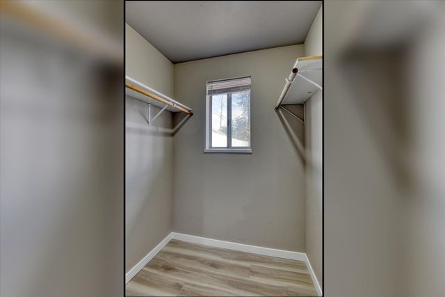 1522 W Alice Ave, Spokane, WA 99205
