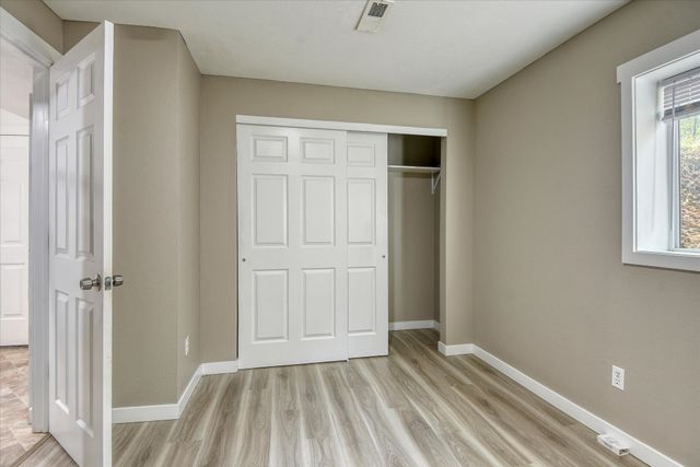 1522 W Alice Ave, Spokane, WA 99205