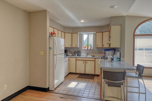 1522 W Alice Ave, Spokane, WA 99205