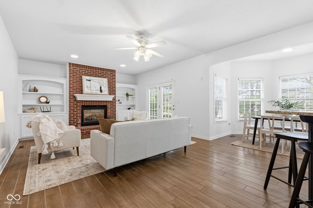 13867 Smokey Ridge Drive, Carmel, IN 46033