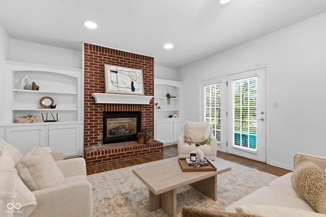 13867 Smokey Ridge Drive, Carmel, IN 46033
