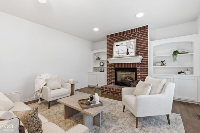 13867 Smokey Ridge Drive, Carmel, IN 46033