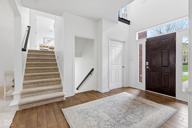 13867 Smokey Ridge Drive, Carmel, IN 46033