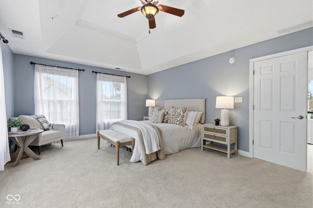 13867 Smokey Ridge Drive, Carmel, IN 46033