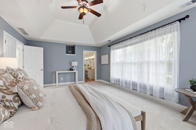 13867 Smokey Ridge Drive, Carmel, IN 46033