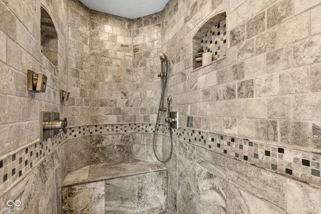 13867 Smokey Ridge Drive, Carmel, IN 46033