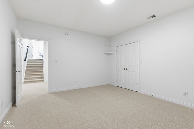 13867 Smokey Ridge Drive, Carmel, IN 46033