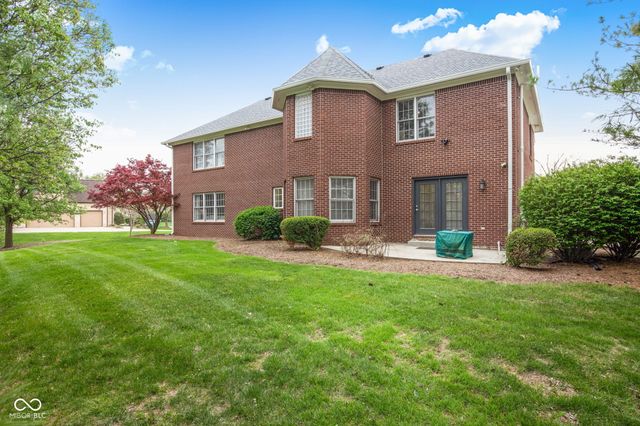 13867 Smokey Ridge Drive, Carmel, IN 46033