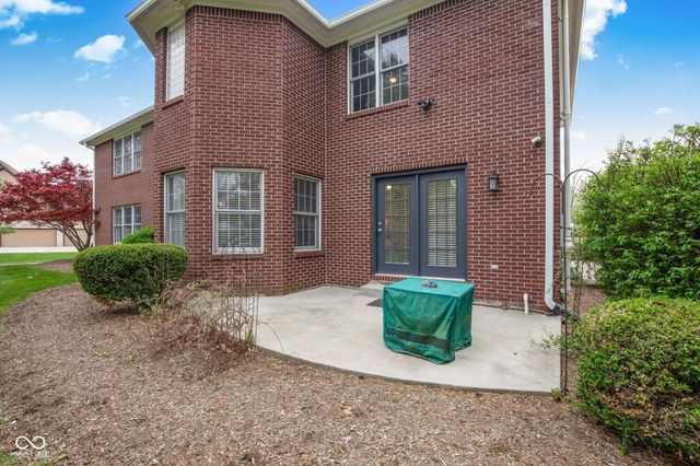 13867 Smokey Ridge Drive, Carmel, IN 46033