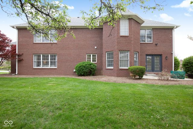 13867 Smokey Ridge Drive, Carmel, IN 46033