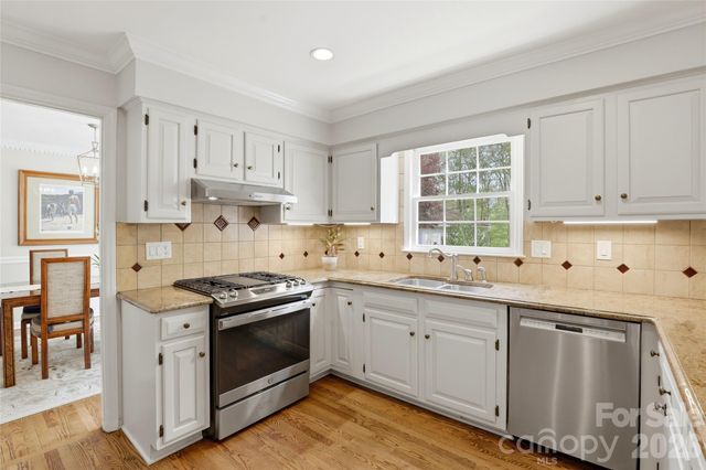 6427 Summerlin Place, Charlotte, NC 28226