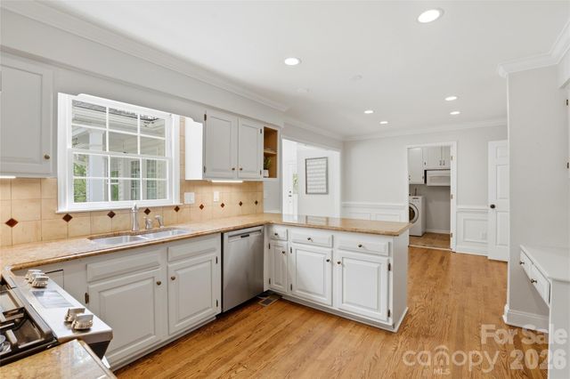 6427 Summerlin Place, Charlotte, NC 28226