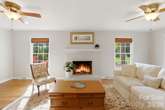 6427 Summerlin Place, Charlotte, NC 28226