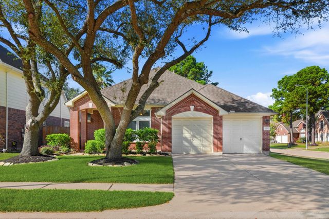 7215 Bristol Ridge Drive, Houston, TX 77095