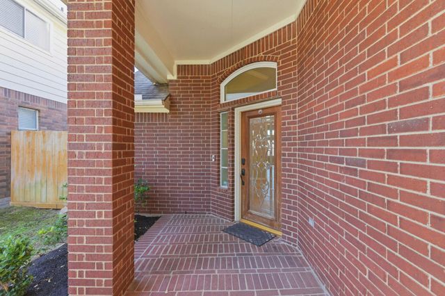 7215 Bristol Ridge Drive, Houston, TX 77095