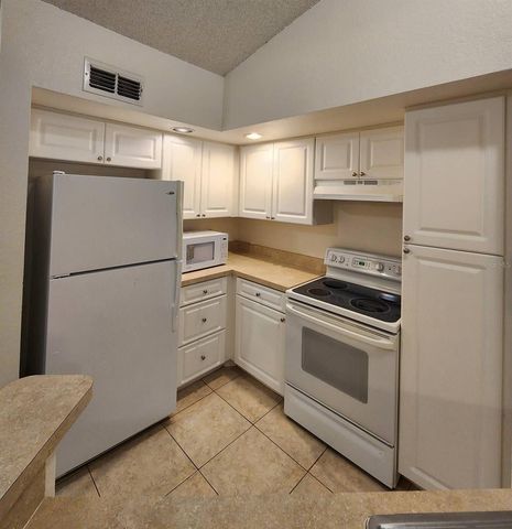 5737 GATLIN AVENUE 423, Orlando, FL 32822