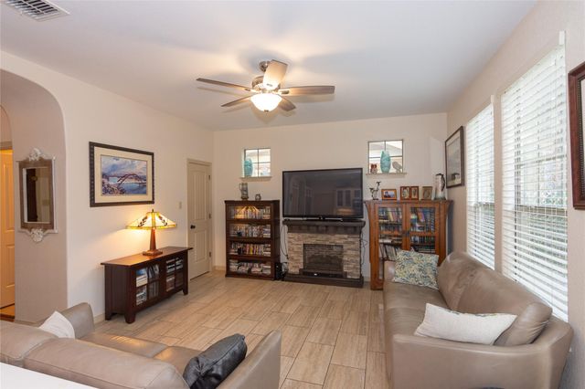 13604 Caldwell DR 57, Austin, TX 78750