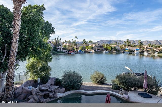 3406 E WILDWOOD Drive, Phoenix, AZ 85048