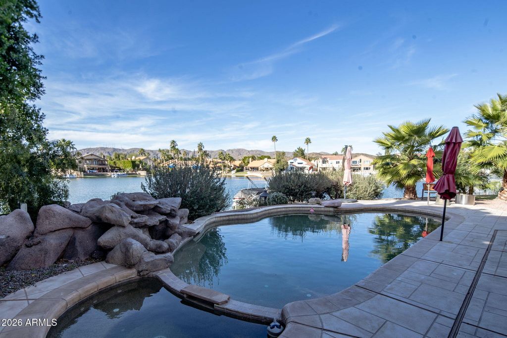 3406 E WILDWOOD Drive, Phoenix, AZ 85048