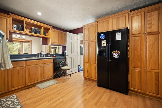 91 Maplewood Village, Banner, KY 41603