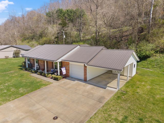 91 Maplewood Village, Banner, KY 41603