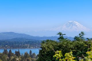 7044 50th Avenue NE, Seattle, WA 98115