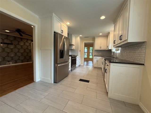 1116 Elizabeth Lane, Richardson, TX 75080