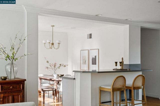 11 Bradley Ave, Walnut Creek, CA 94596