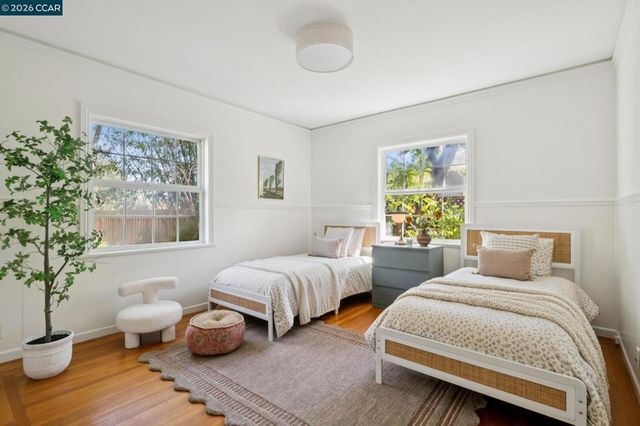 11 Bradley Ave, Walnut Creek, CA 94596