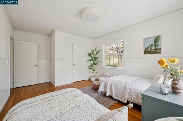 11 Bradley Ave, Walnut Creek, CA 94596