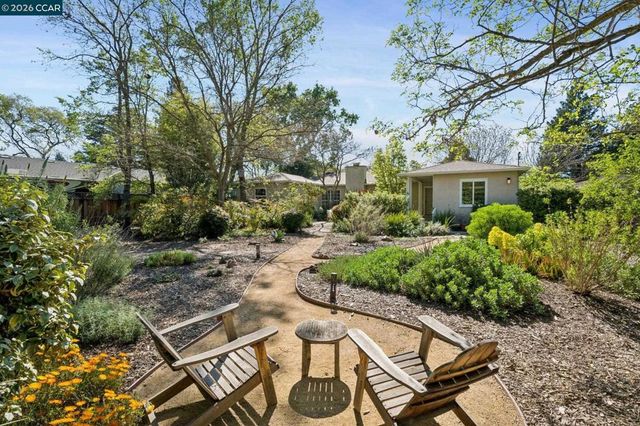 11 Bradley Ave, Walnut Creek, CA 94596