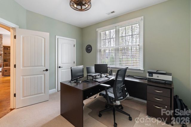 188 Honeysuckle Creek Loop, Mooresville, NC 28117