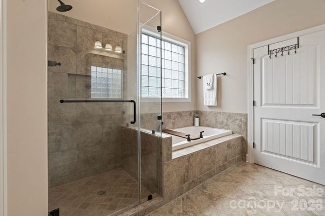 188 Honeysuckle Creek Loop, Mooresville, NC 28117