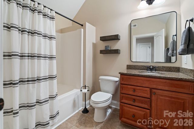 188 Honeysuckle Creek Loop, Mooresville, NC 28117